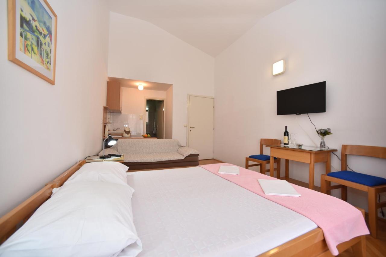 Apartmani Soljaga Petrovac na moru Exterior foto