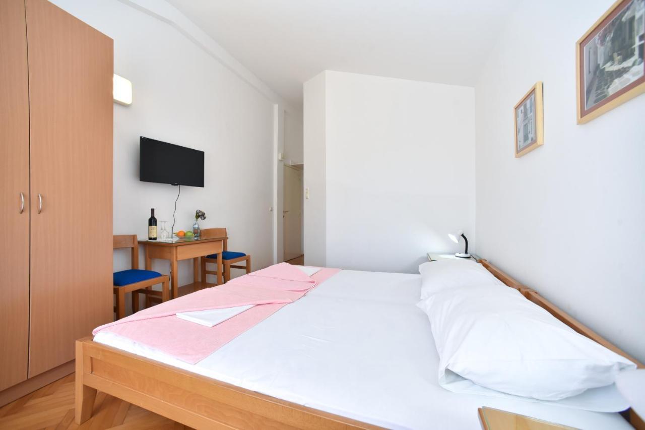 Apartmani Soljaga Petrovac na moru Exterior foto