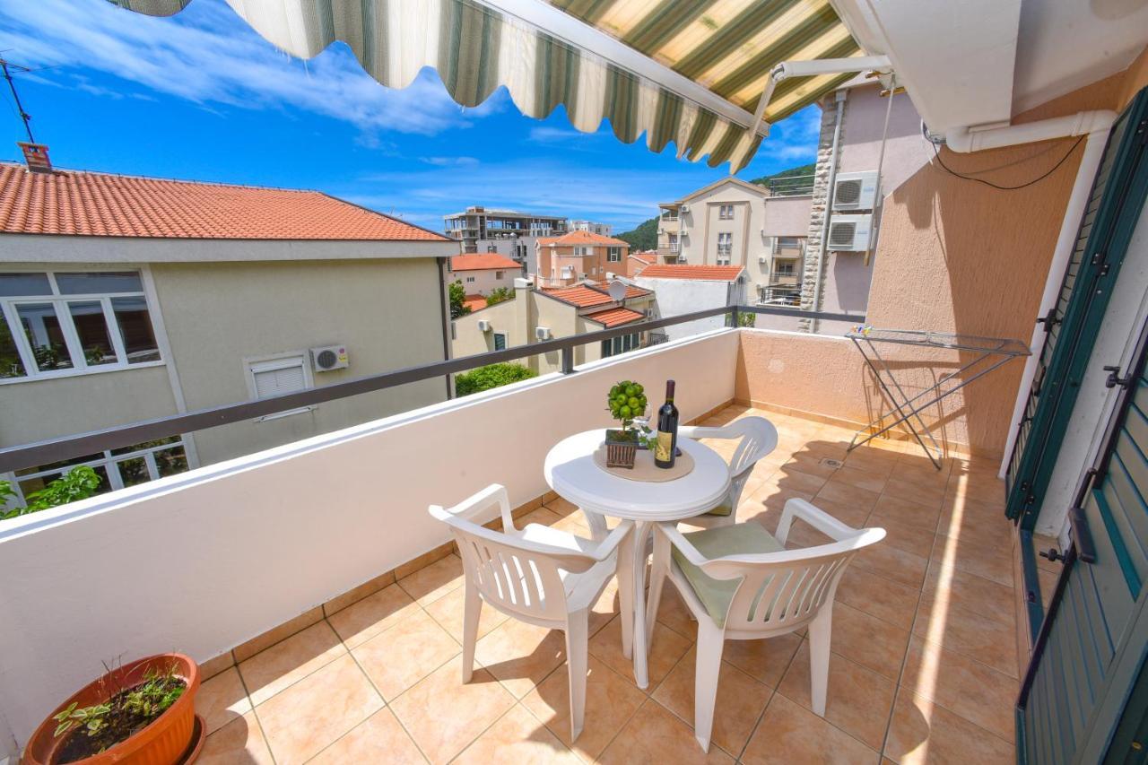 Apartmani Soljaga Petrovac na moru Exterior foto