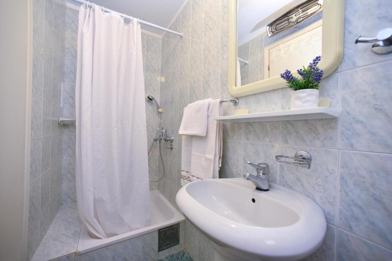 Apartmani Soljaga Petrovac na moru Exterior foto