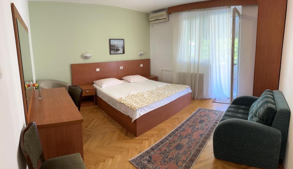 Apartmani Soljaga Petrovac na moru Exterior foto